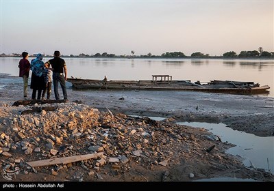 لنج های به گِل نشسته - آبادان