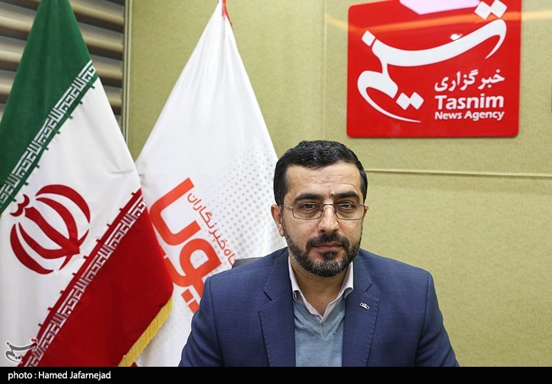 محمد جواد توکلی دکترای اقتصادو هیات علمی موسسه آموزشی و پژوهشی امام خمینی (ره) در نشست بازخوانی موفقیت های اقتصادی انقلاب اسلامی