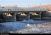 بازگشایی دریچه‌های سد نکوآباد
