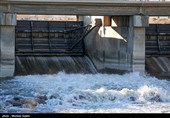 بازگشایی دریچه‌های سد نکوآباد
