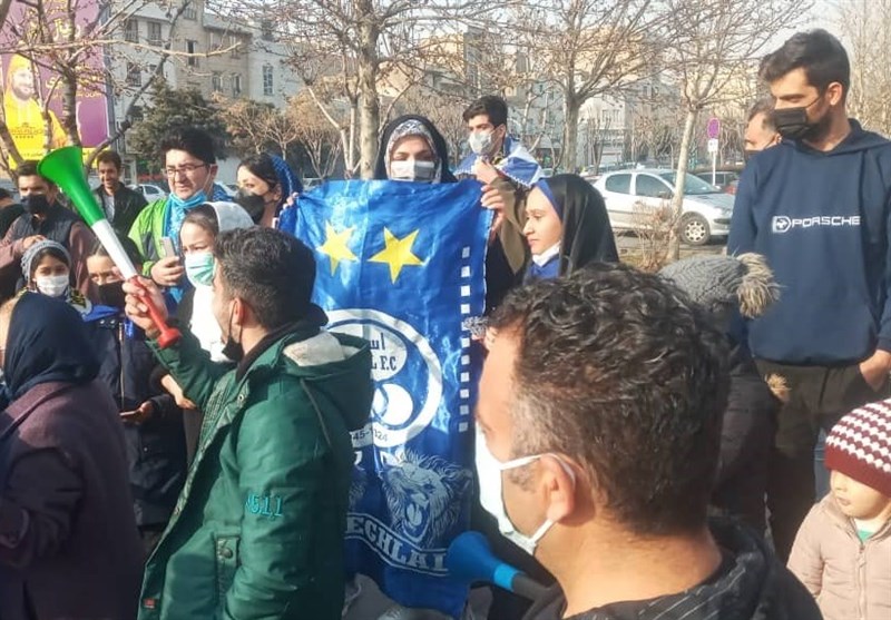 تیم فوتبال استقلال ,