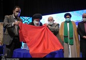 در پایان این مراسم کتاب "خطابه‌خوان‌ انقلاب" به نویسندگی یوسف سیف‌زاد به‌همراه مستند "دریای عشق" به کارگردانی جواد فیروزی رونمایی شد.
