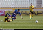  دیدار تیم های فوتبال هوادار و سپاهان