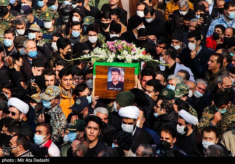 تشییع شهدای سانحه سقوط جنگنده در تبریز