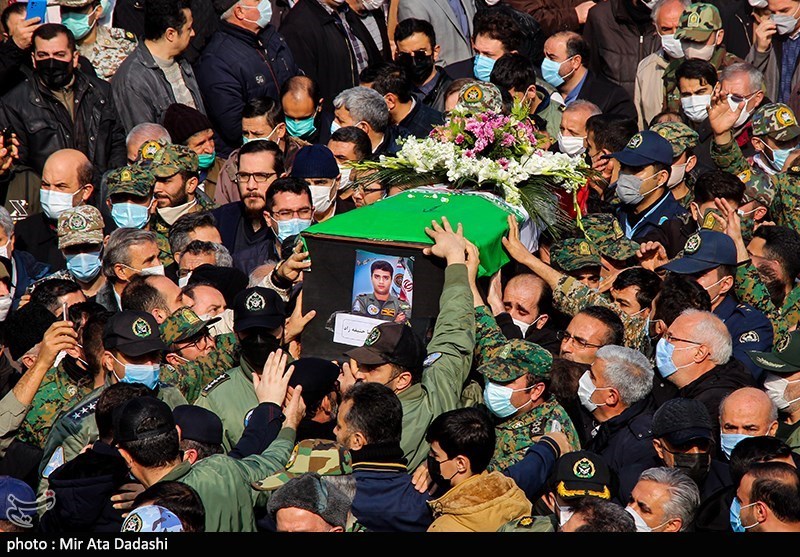 تشییع شهدای سانحه سقوط جنگنده در تبریز