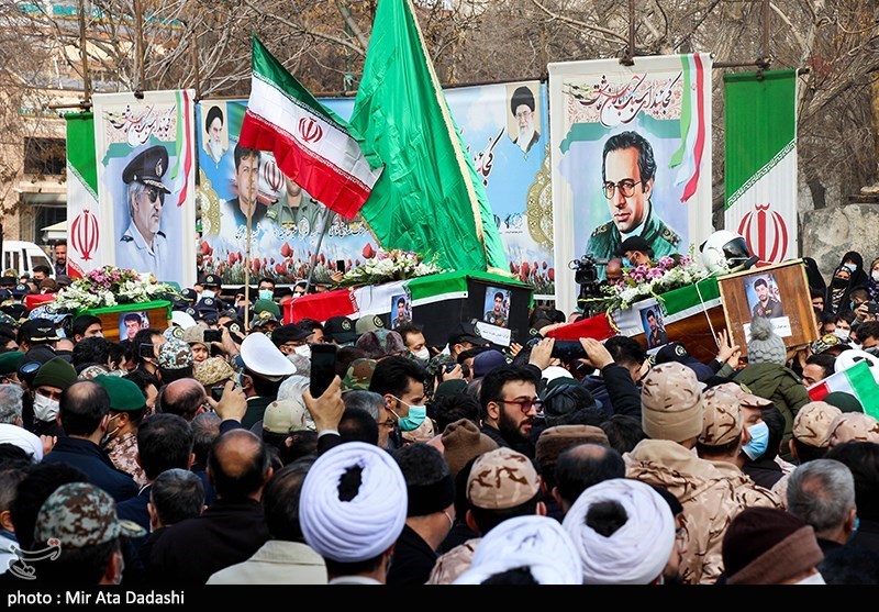 تشییع شهدای سانحه سقوط جنگنده در تبریز