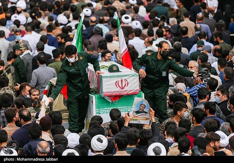 تشییع و تدفین پیکر شهید مدافع حرم احسان کربلایی پور