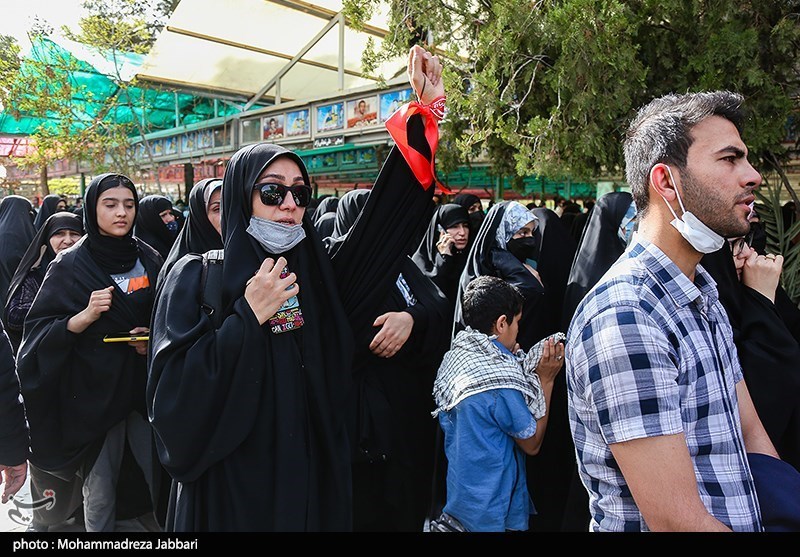 تشییع و تدفین پیکر شهید مدافع حرم احسان کربلایی پور