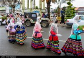 استقبال از نوروز با کارناوال شادی در واجارگاه گیلان