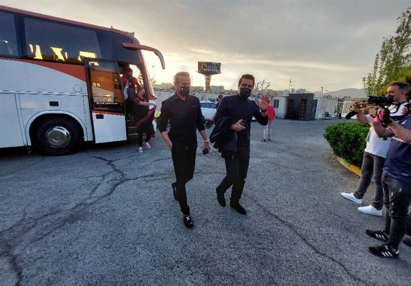 تیم فوتبال پرسپولیس , تیم فوتبال هوادار , یحیی گلمحمدی ,