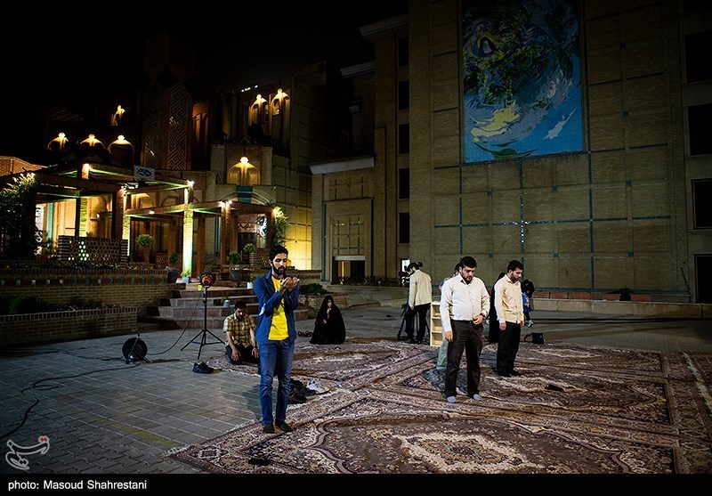 شب چهره های سال هنر انقلاب