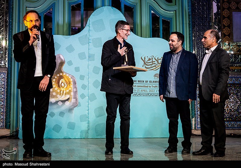 شب چهره های سال هنر انقلاب