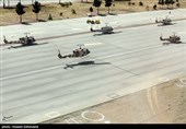 تمرین رژه بالگردی در رمپ پروازی مرکز تکاور نزاجا