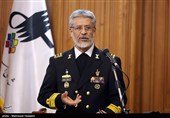 الأدمیرال سیاری: الصناعة الدفاعیة فی البلاد حققت الردع المستدام