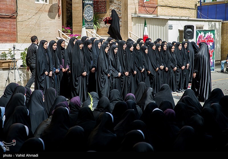 مراسم استقبال از پیکرمطهر شهید گمنام در دبیرستان شاهد امام حسین (ع)