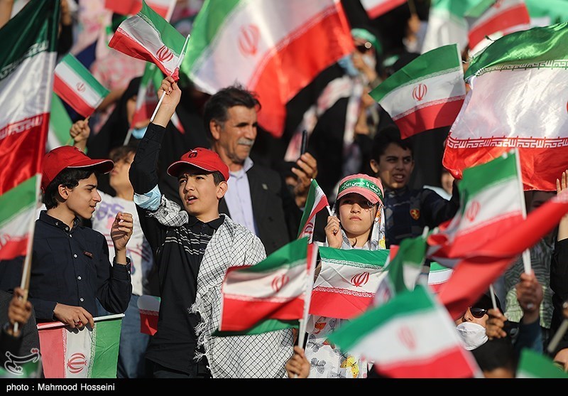 امام زمان (عج) , امام خمینی , امام خامنهای , ورزشگاه آزادی ,