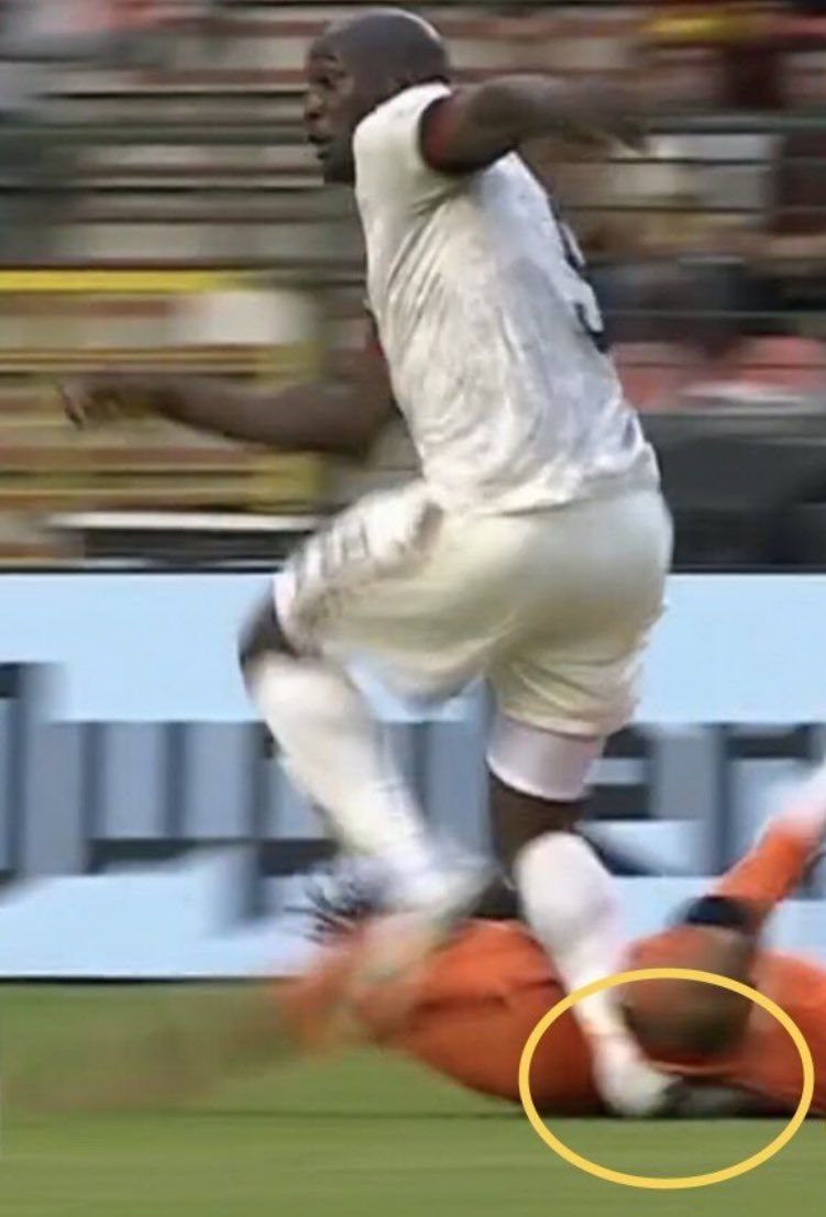 کیلیان امباپه , روملو لوکاکو , تیم فوتبال پاریسنژرمن , تیم فوتبال چلسی انگلیس , تیم فوتبال منچستریونایتد انگلیس , تیم ملی فوتبال فرانسه ,