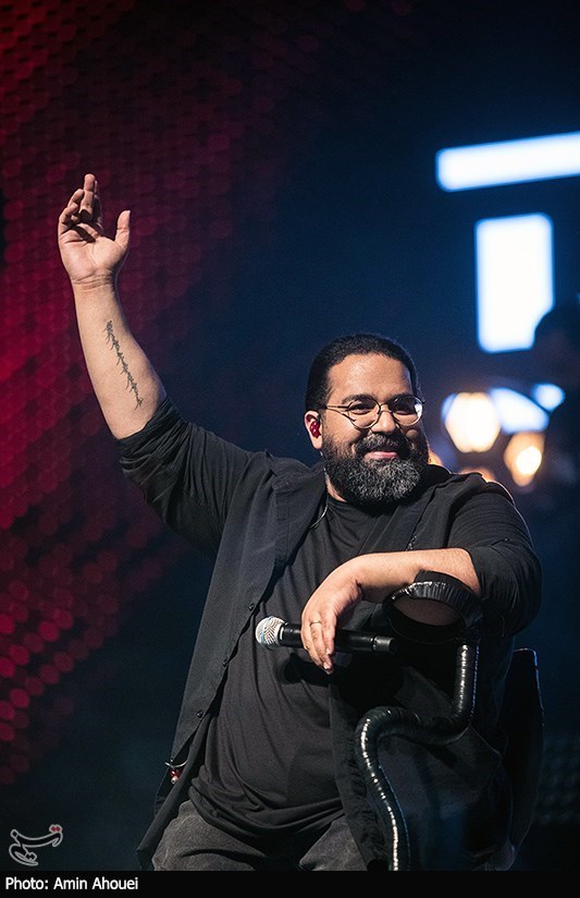 کنسرت رضا صادقی در سالن رویال هال هتل اسپیناس پالاس