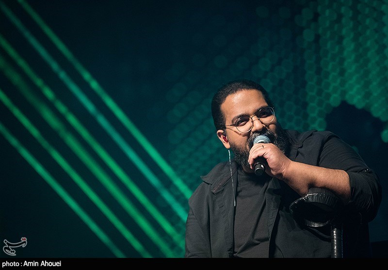 کنسرت رضا صادقی در سالن رویال هال هتل اسپیناس پالاس