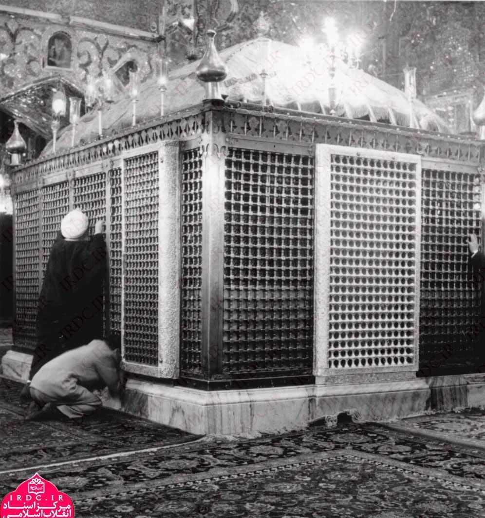 امام رضا (ع) , حرم امام رضا(ع) , 