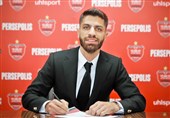 سرلک رسماً قراردادش با پرسپولیس را تمدید کرد