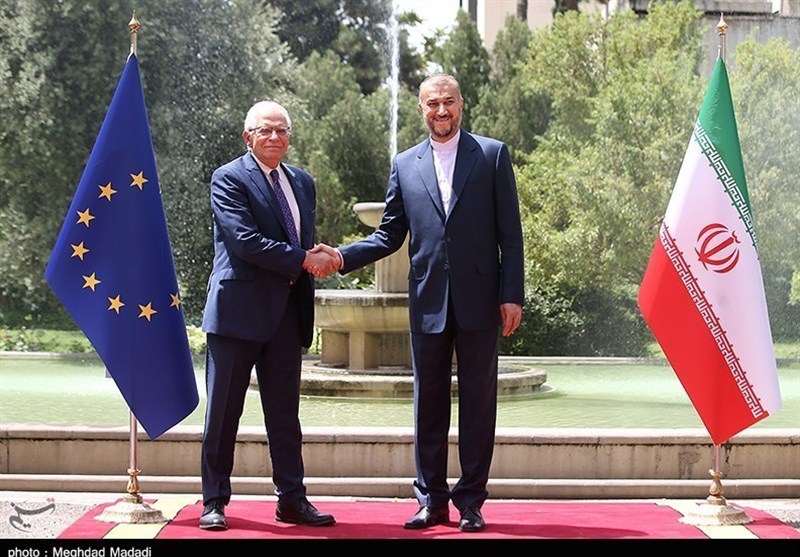 Amirabdollahian, EU's Borrell Discuss JCPOA Revival in Tehran