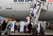 نخستین گروه از زائران گلستانی به حج تمتع اعزام شدند