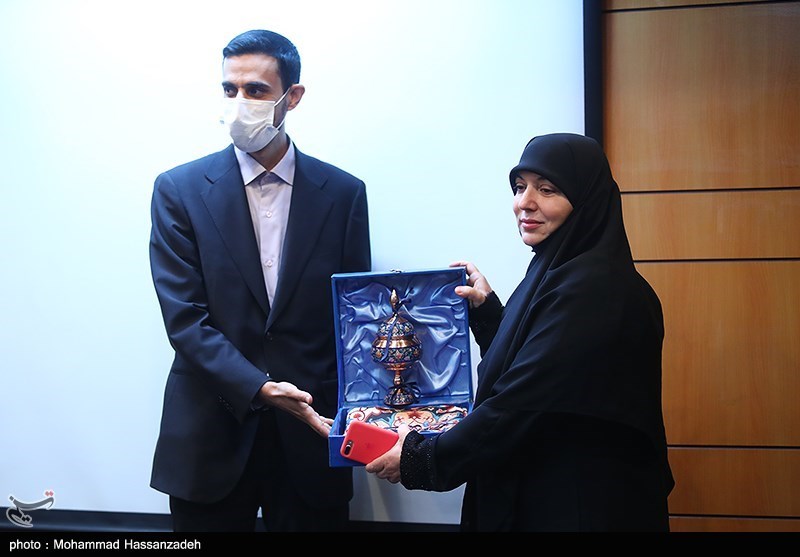 معاونت برون مرزی , رئیس صدا و سیما , صدا و سیما , شبکه پرس تی وی , 