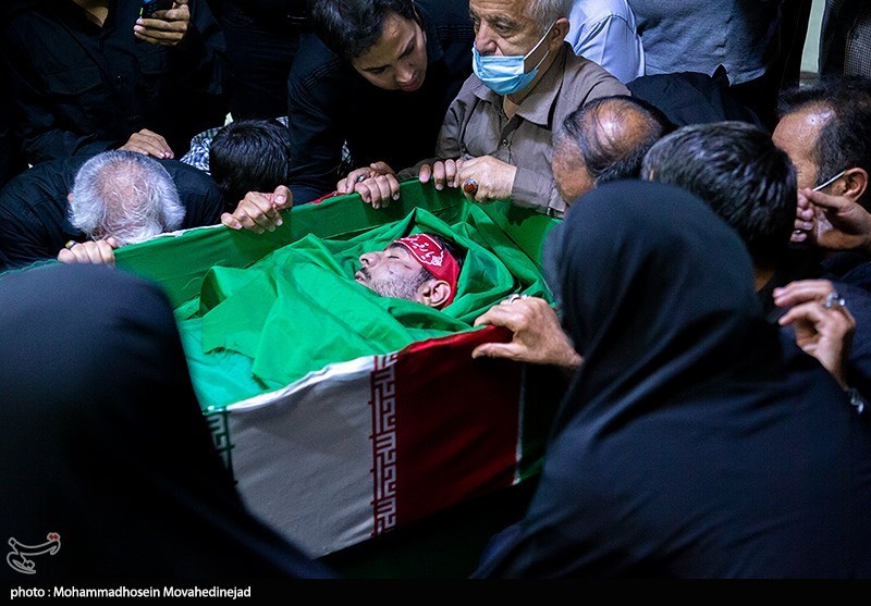 مراسم وداع با پیکر شهید مدافع حرم مصطفی مهدوی نژاد
