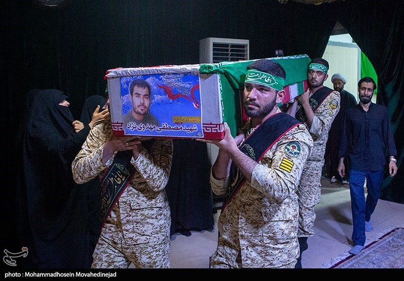 مراسم وداع با پیکر شهید مدافع حرم مصطفی مهدوی نژاد