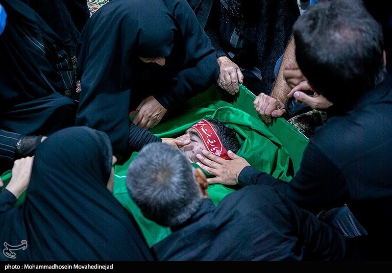 مراسم وداع با پیکر شهید مدافع حرم مصطفی مهدوی نژاد