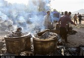 پخت و توزیع 150دیگ غذای نذری بمناسبت عیدغدیرخم- مبارکه اصفهان