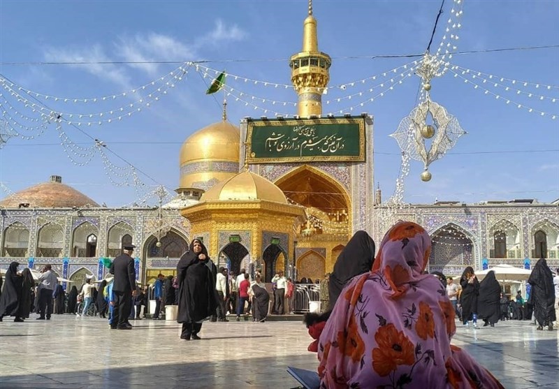 چهارشنبه‌های امام رضایی/ عاشقانت با پای پیاده آمده‌اند تا ضامنشان شوی