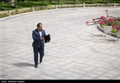 سیّد احسان خاندوزی وزیر امور اقتصادی و دارایی درحاشیه جلسه هیئت دولت