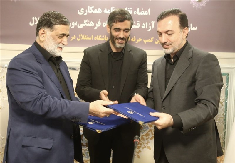 تیم فوتبال استقلال , مصطفی آجورلو , 