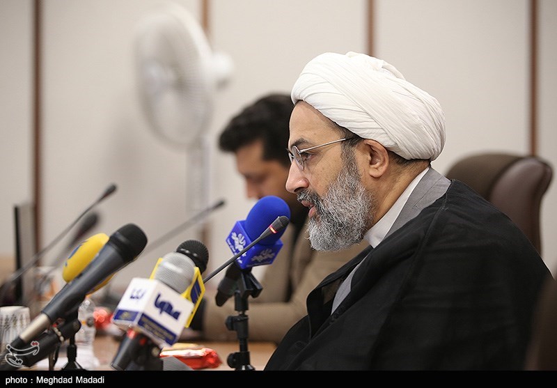 عاشورا , محرم , هیات , دفتر تبلیغات اسلامی , وزارت ارشاد , وزارت فرهنگ و ارشاد , محمد شیخ الاسلامی , امام حسین (ع) , 