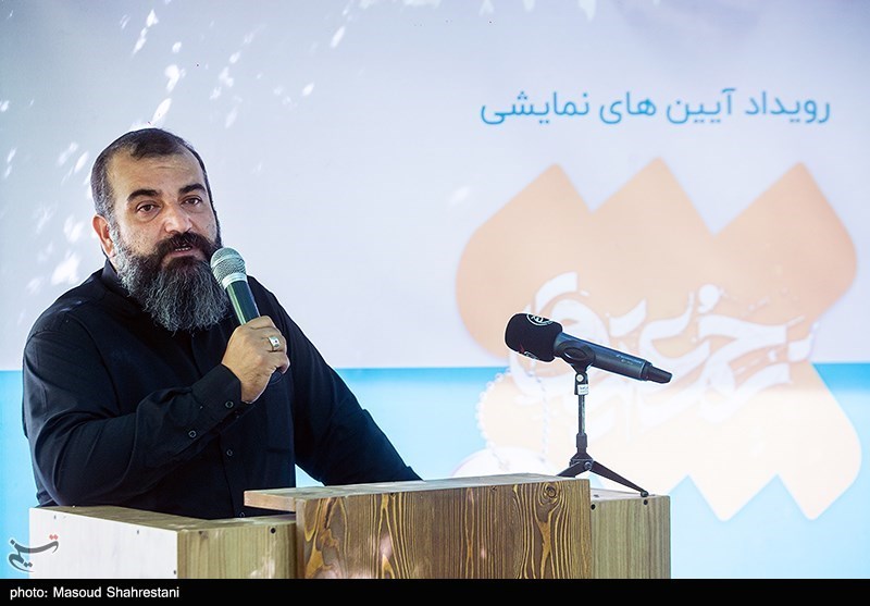 بدرقه کاروان هنرمندان به کربلا