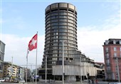 BIS Warns 'Pressure Points' Putting Global Economy at Risk