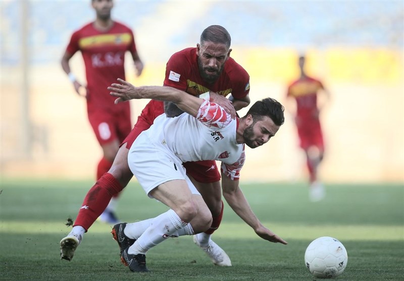 فوتبال , فوتبال ایران , تیم فوتبال فولاد خوزستان , تیم فوتبال پرسپولیس ,