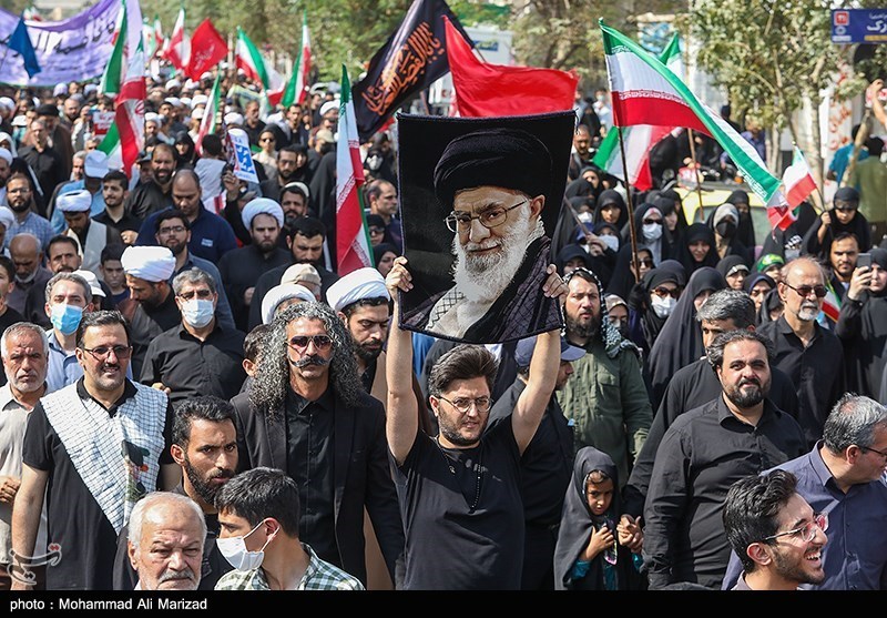 راهپیمائی مردم  قم در محکومیت اغتشاشات اخیر