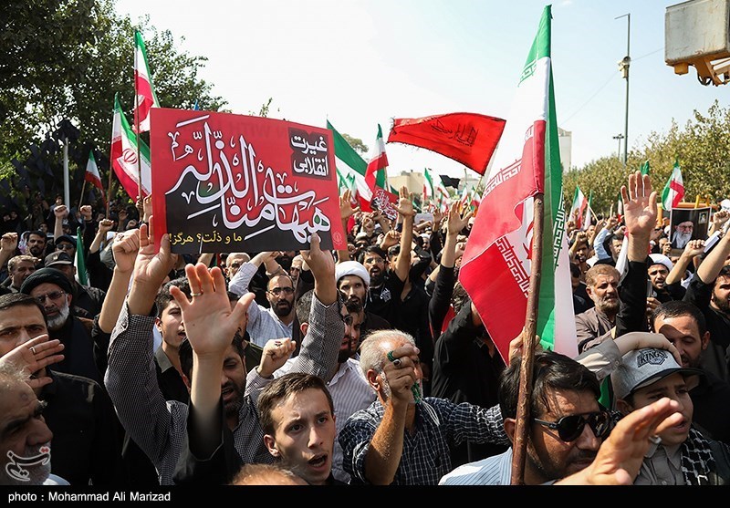 راهپیمائی مردم  قم در محکومیت اغتشاشات اخیر