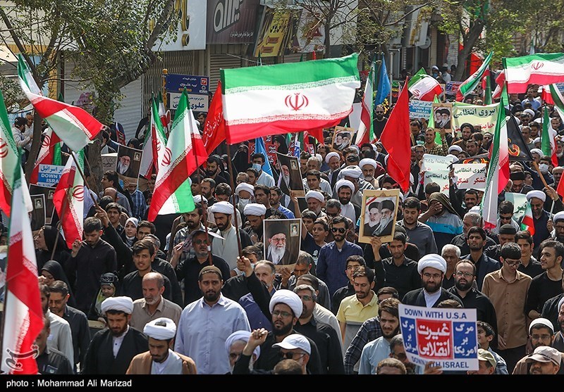 راهپیمائی مردم  قم در محکومیت اغتشاشات اخیر