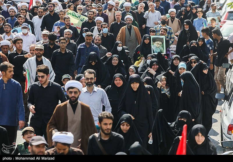 راهپیمائی مردم  قم در محکومیت اغتشاشات اخیر