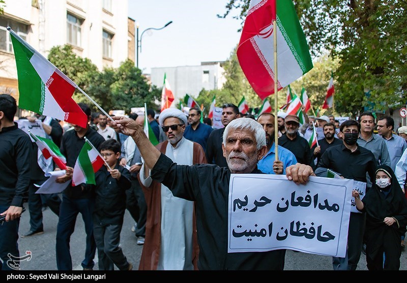 راهپیمائی مردم  ساری در محکومیت اغتشاشات اخیر