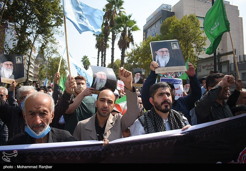 راهپیمائی مردم  رشت در محکومیت اغتشاشات اخیر