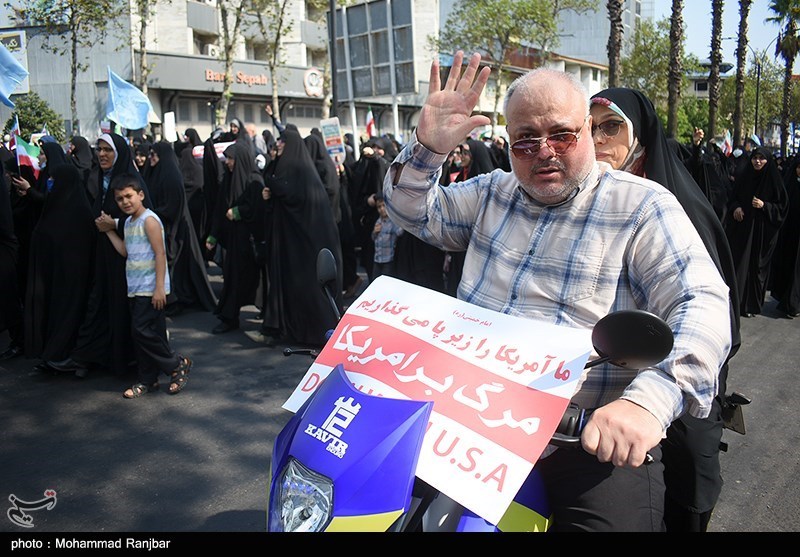 راهپیمائی مردم  رشت در محکومیت اغتشاشات اخیر