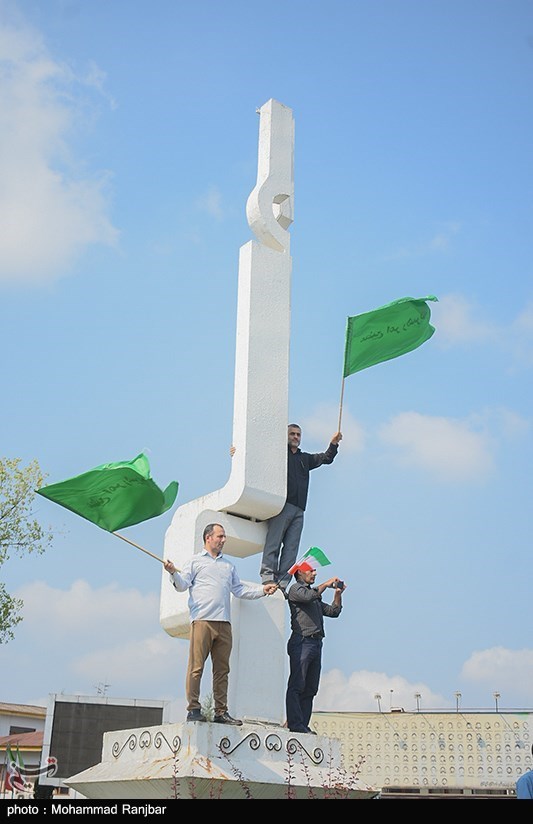 راهپیمائی مردم  رشت در محکومیت اغتشاشات اخیر