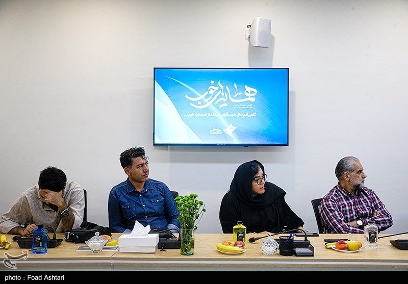 نشست بررسی سریال مستند همسایه‌های خوب