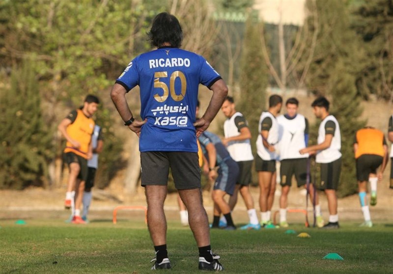 تیم فوتبال استقلال , ریکاردو ساپینتو ,