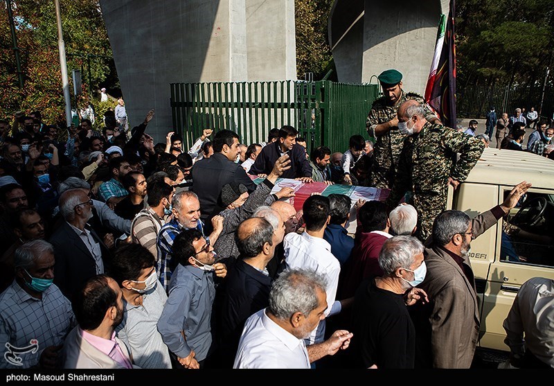 تشییع  پیکر شهیدان سرگرد امیر کمندی و سید فریدالدین معصومی